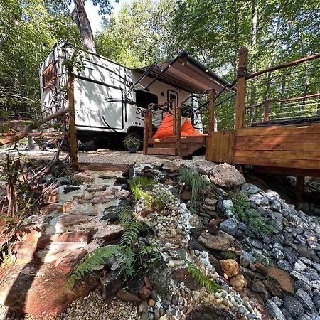 Апартаменты Secluded Rv With Private Hot Tub Rutherfordton Экстерьер фото