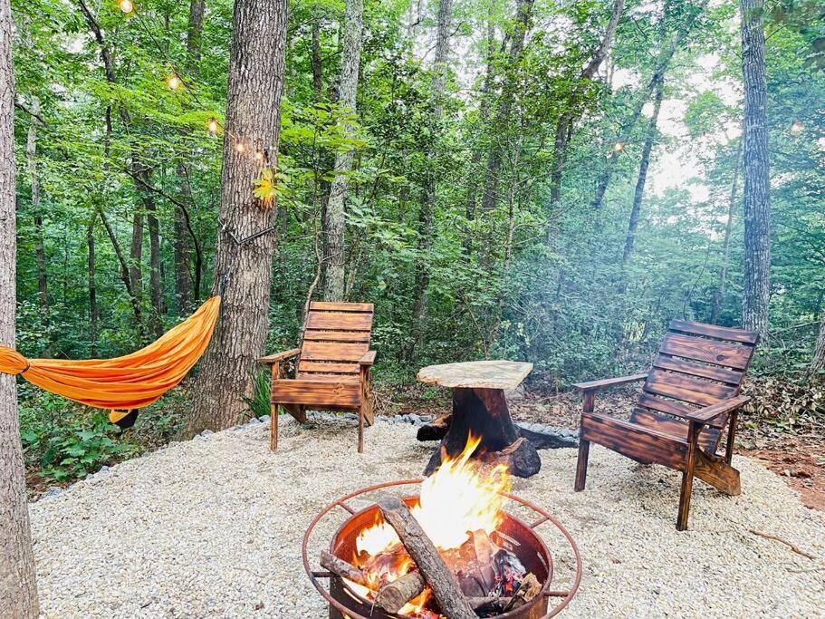 Апартаменты Secluded Rv With Private Hot Tub Rutherfordton Экстерьер фото