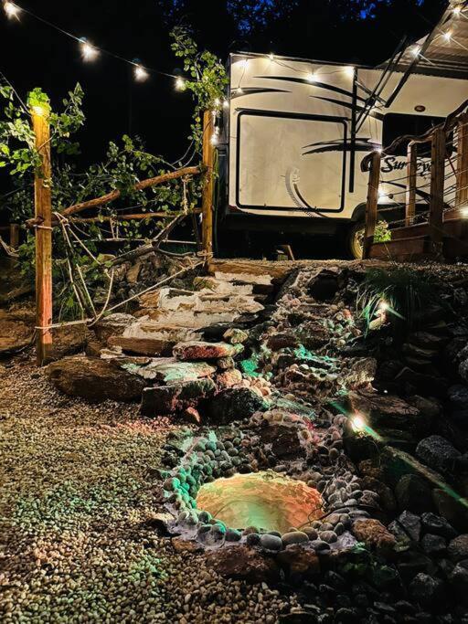 Апартаменты Secluded Rv With Private Hot Tub Rutherfordton Экстерьер фото